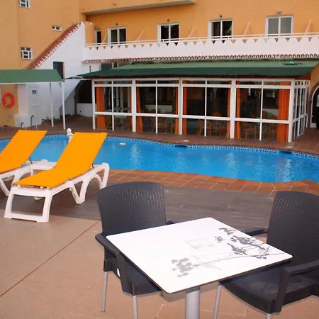 Club By Dorobe Hotel 3*