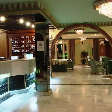 Отель Club By Dorobe 3*